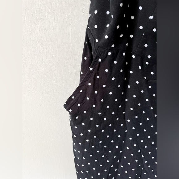 ‼️SOLD‼️ Old Navy Black And White Cami Romper Size Large - Picture 5 of 6